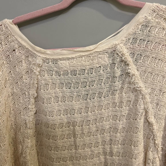 Free People Thien's Hacci Top Size small cream EUC C0585 - Picture 7 of 8